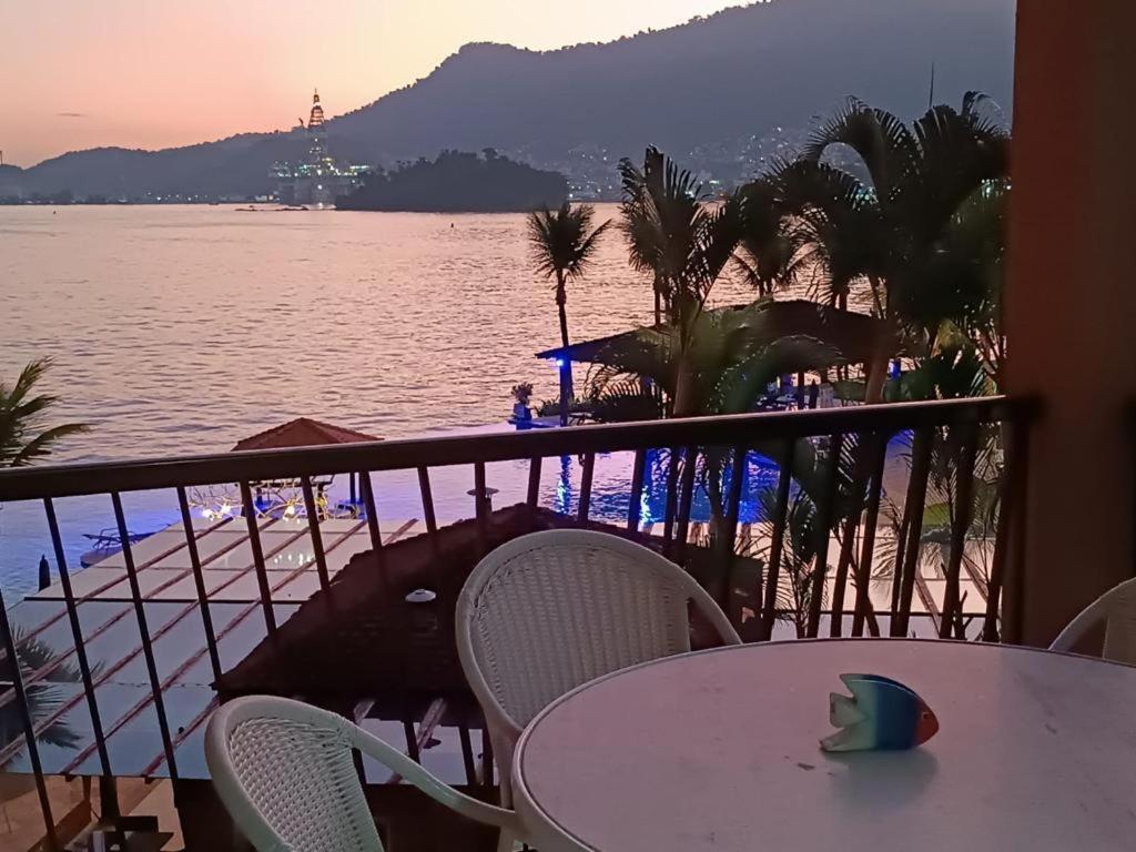 Angra Dos Reis - Apartamentos Com Vista Para O Mar Ou Para Piscina Condominio Porto Bali Dış mekan fotoğraf